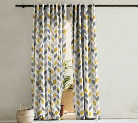 Curtain Design: Elevate Your Home with Wooden Stre